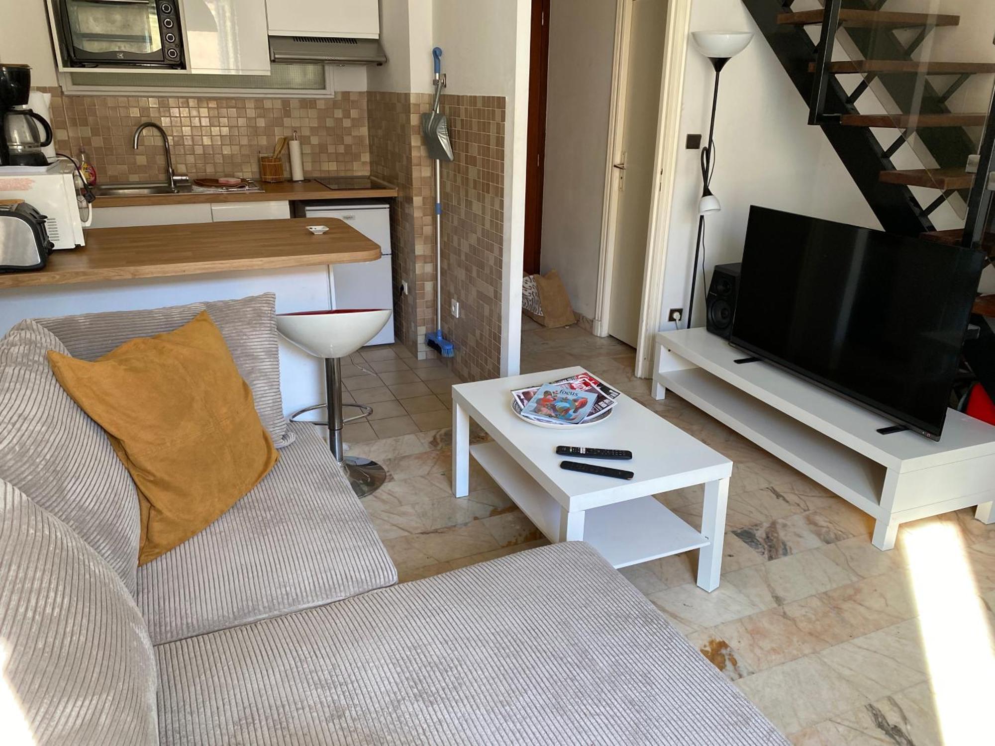 Duplex Plein Centre Ville De Montpellier Bagian luar foto